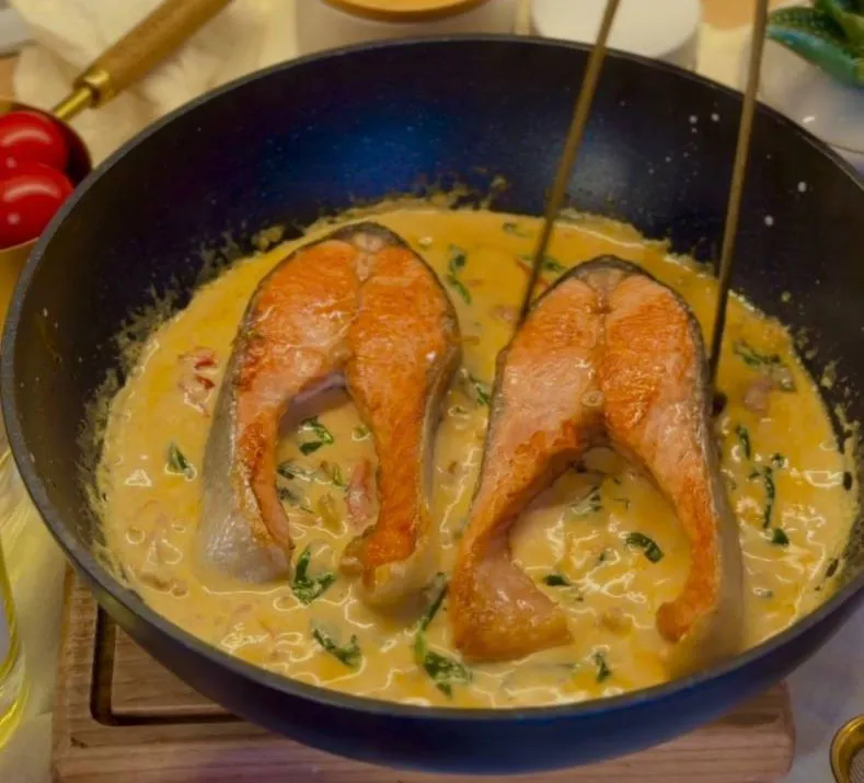 Семга в сливочном соусе