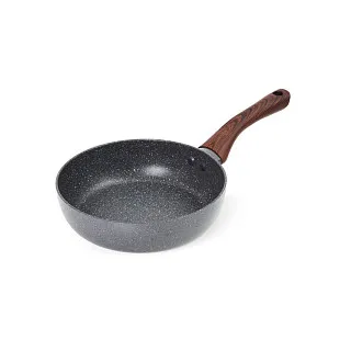 Антипригарная глубокая сковорода из алюминия 20 см Fina