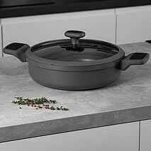 Сотейник из литого алюминия 4,3 л / 28 х 8 см Titanium pro