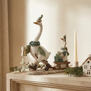 Статуэтка "Гусь с санками" 19 см (полирезин)