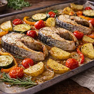 Скумбрия в духовке: рецепт сочной рыбы