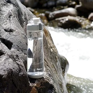 Бутылка для воды: выбираем лучшую модель