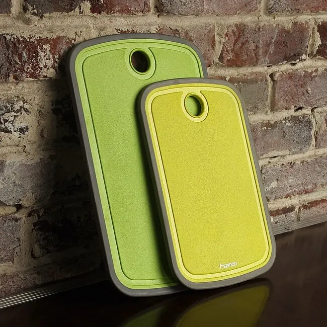 Сколько разделочных досок должно быть на кухне?