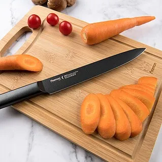 Черные ножи: стильно, практично, надежно