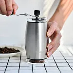 Кофемолка механическая ручная: виды, как выбрать?