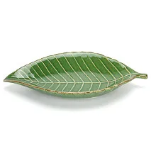 Сервировочное блюдо из керамики 31 х 16 х 4,2 см Green