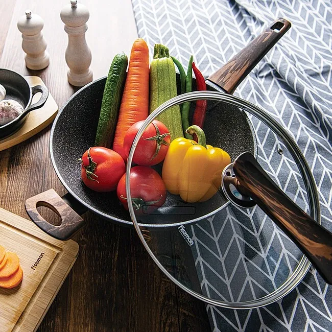 Рейтинг: лучшие большие сковороды с крышкой 2021-2022