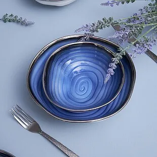 ELEGANTE