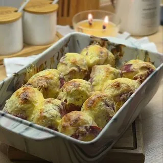 Картошка в беконе с сыром: хрустящая закуска для праздничного стола