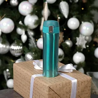 Какую термокружку выбрать в подарок?